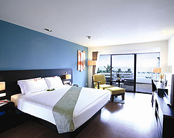 Holiday Inn Regent Beach 05